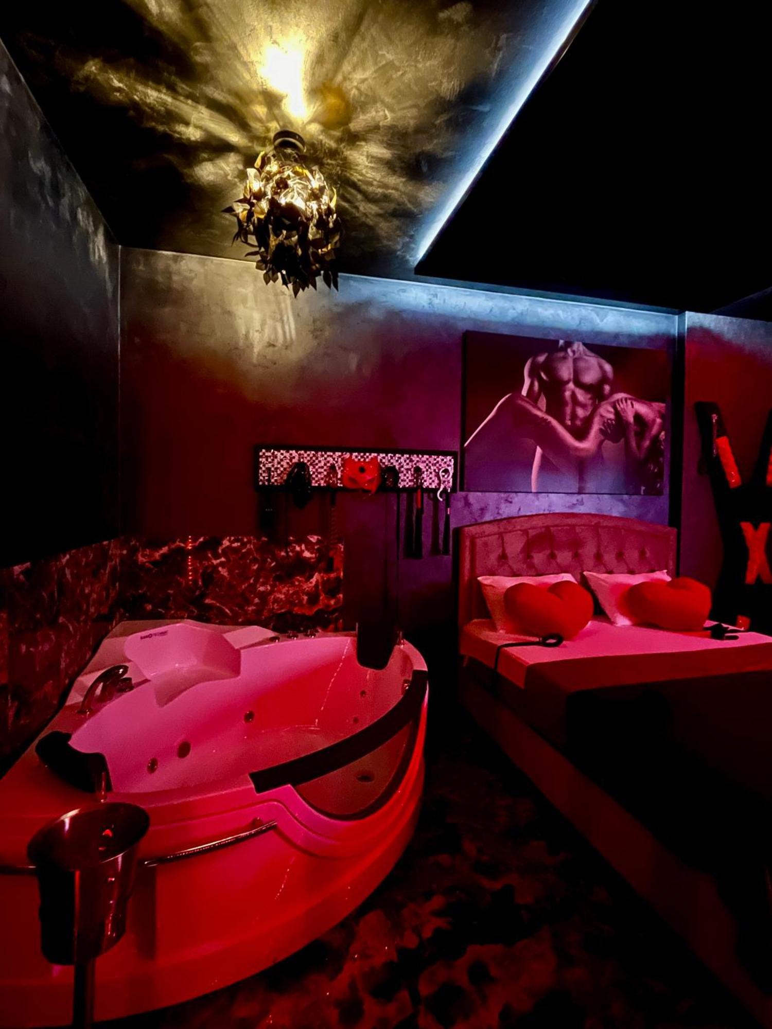 Love Room 布加勒斯特 外观 照片
