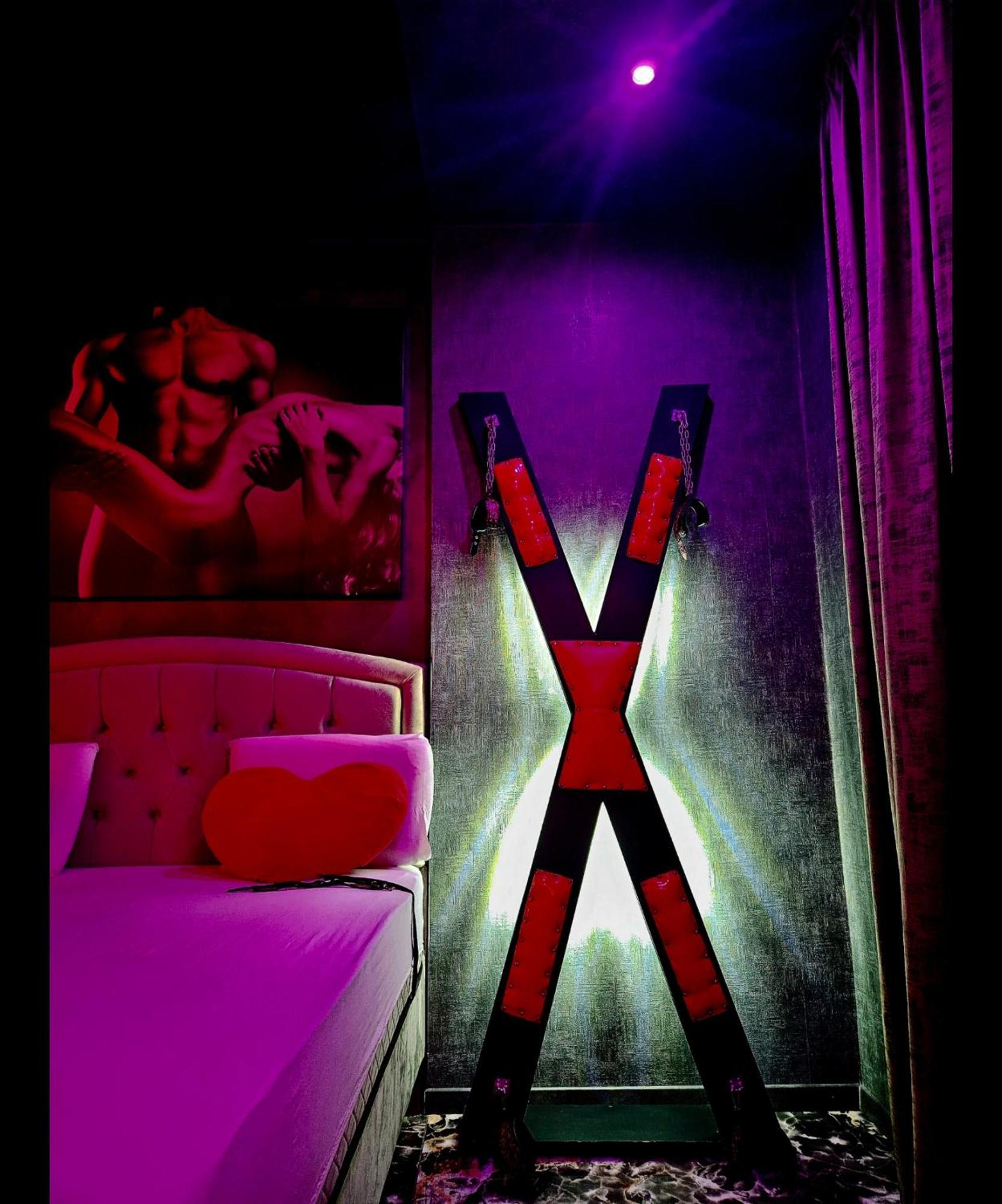 Love Room 布加勒斯特 外观 照片